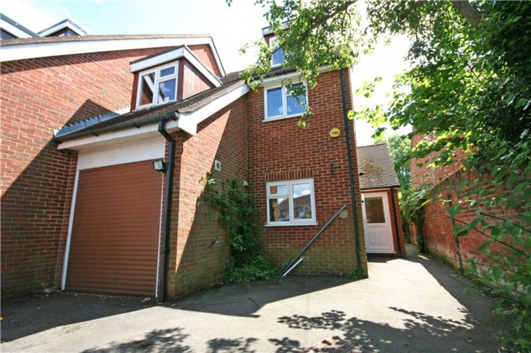 Shepherds Lane, Beaconsfield, HP9