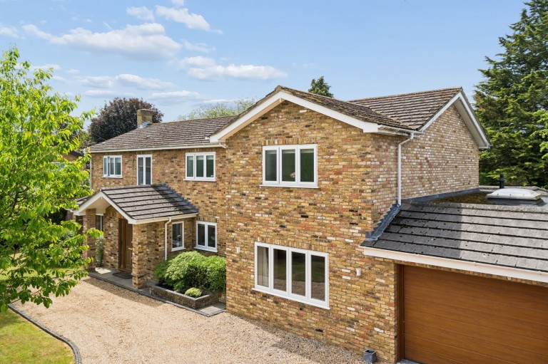 Howe Drive, Beaconsfield, HP9