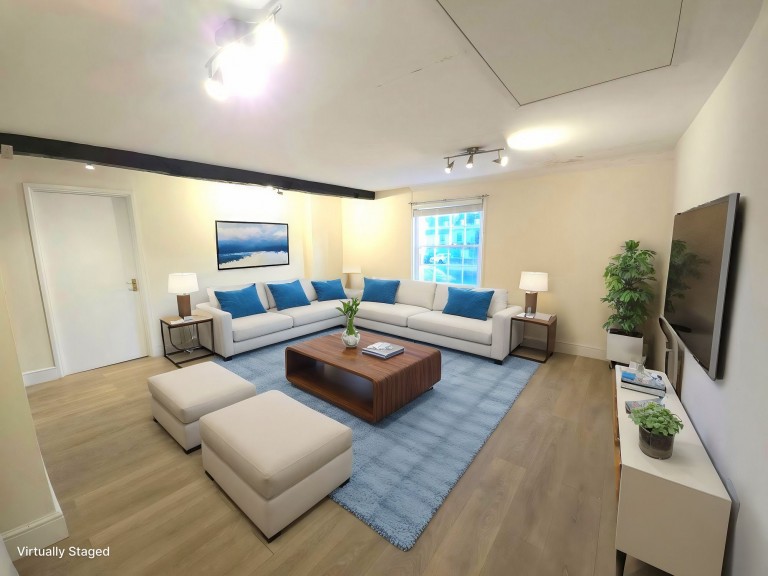 Wycombe End, Beaconsfield, HP9