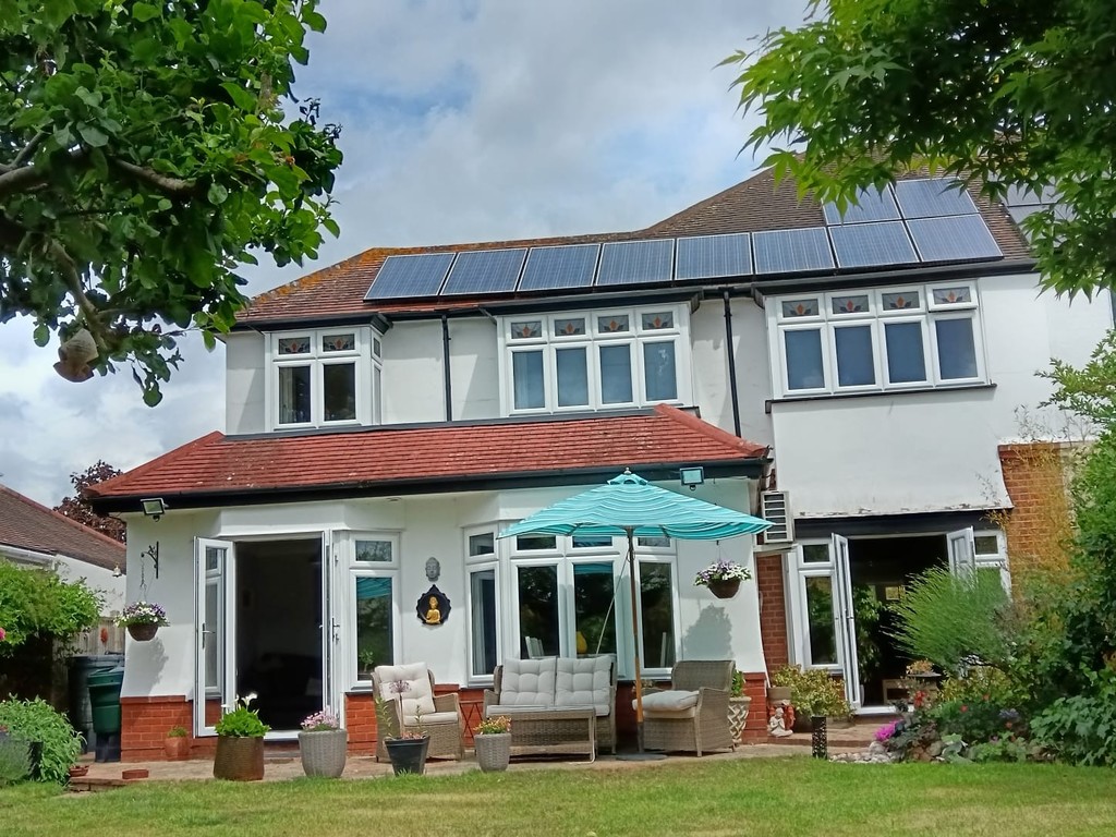 Pettits Lane, Romford