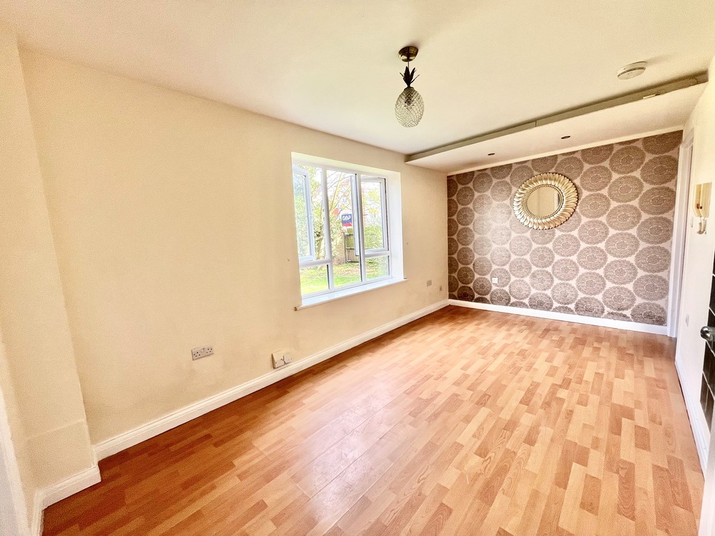 Frazer Close, Romford