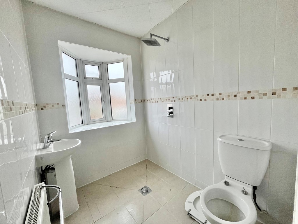 Southern Way, Romford