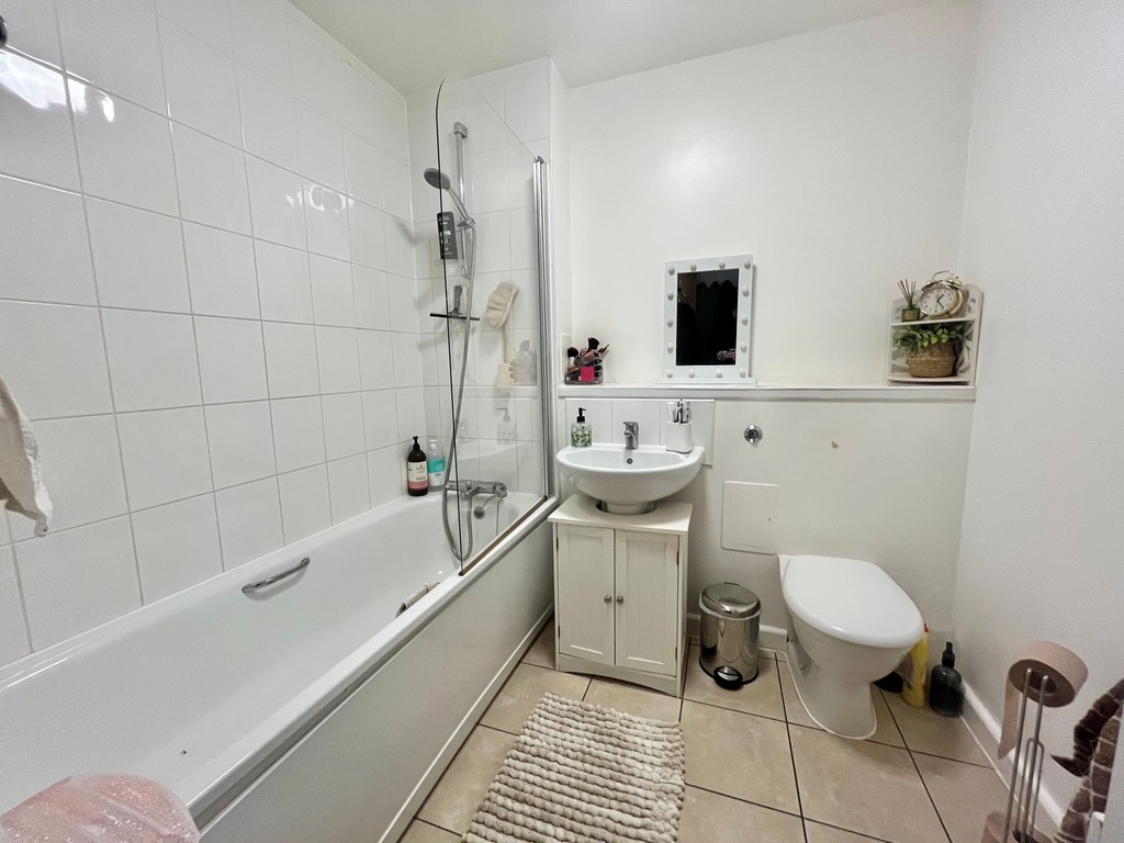 Market Link, Romford