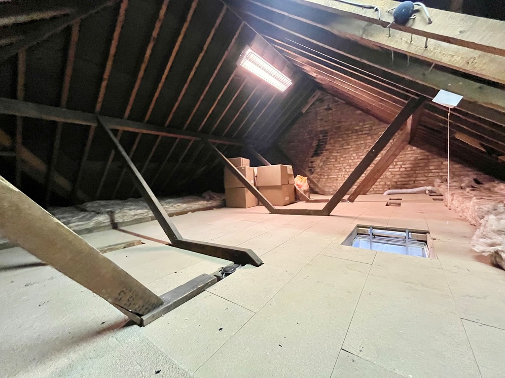 Mcintosh Road, Romford