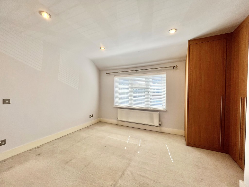 Lilliput Road, Romford
