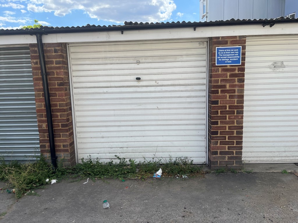 Victoria Road, Romford