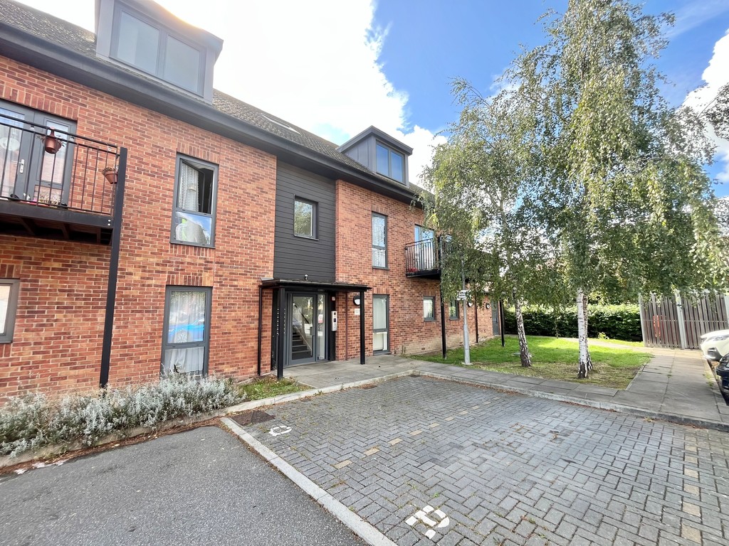 Hannover Place, Romford