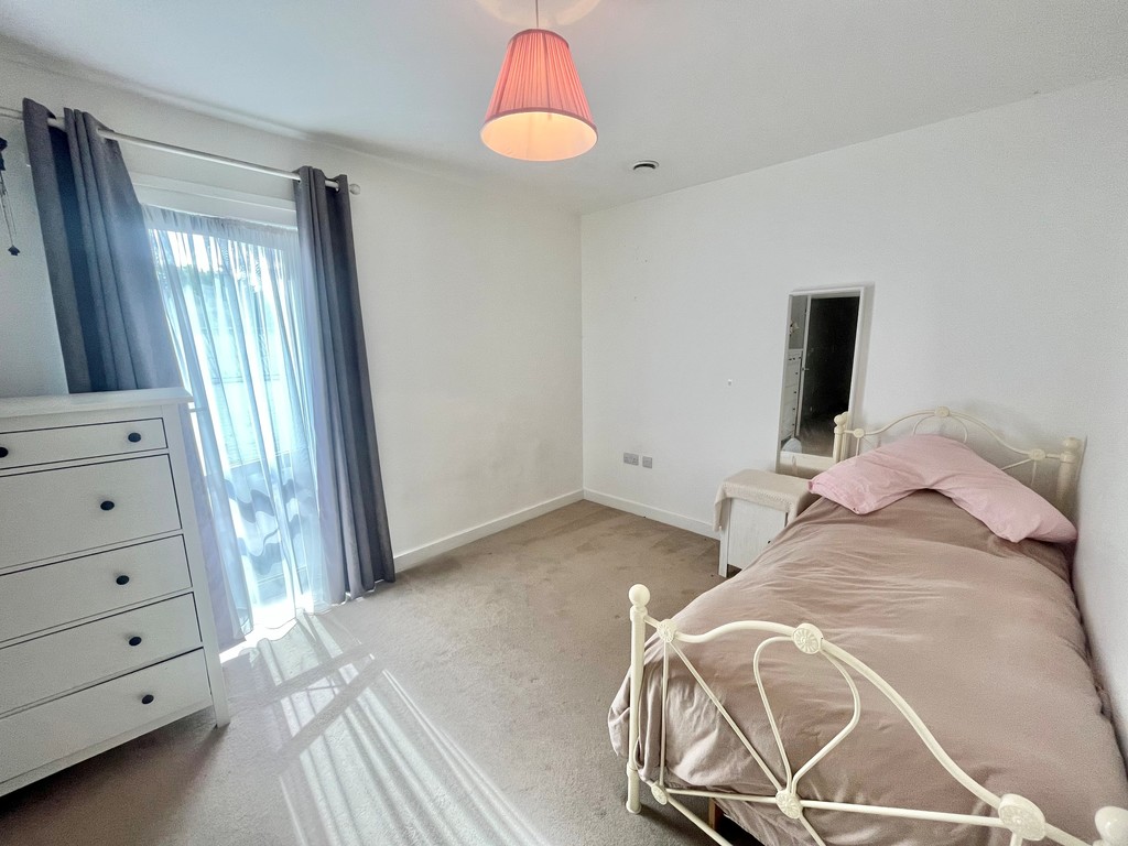 Hannover Place, Romford