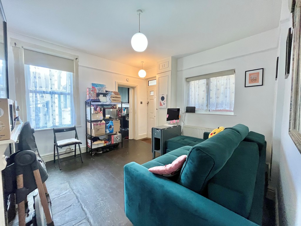 Victoria Road, Romford