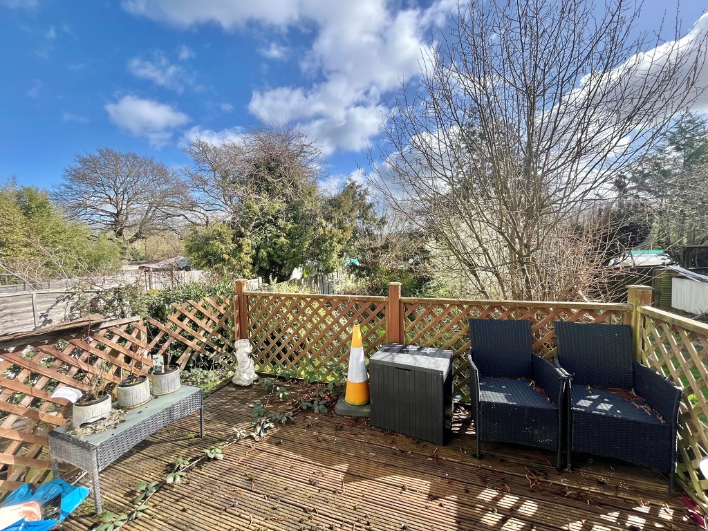 Derby Avenue, Upminster