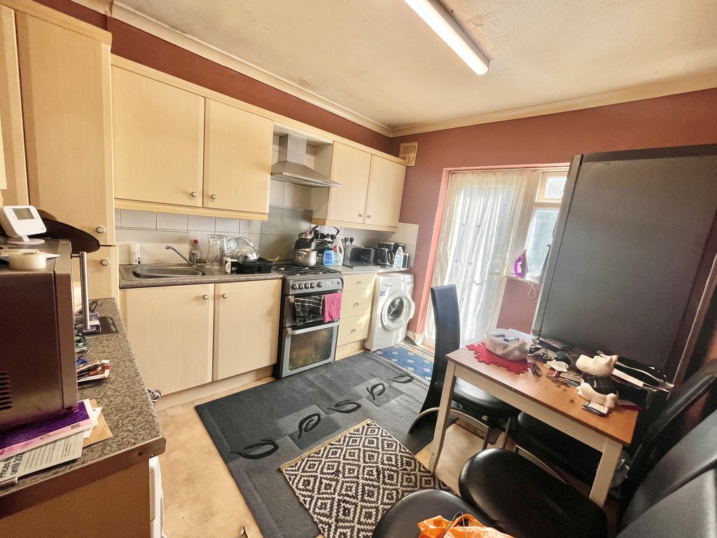 Derby Avenue, Upminster