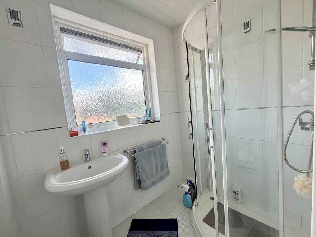 Park End Road, Romford