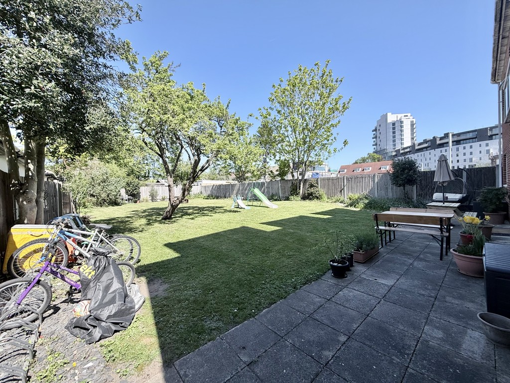 Mawney Road, Romford