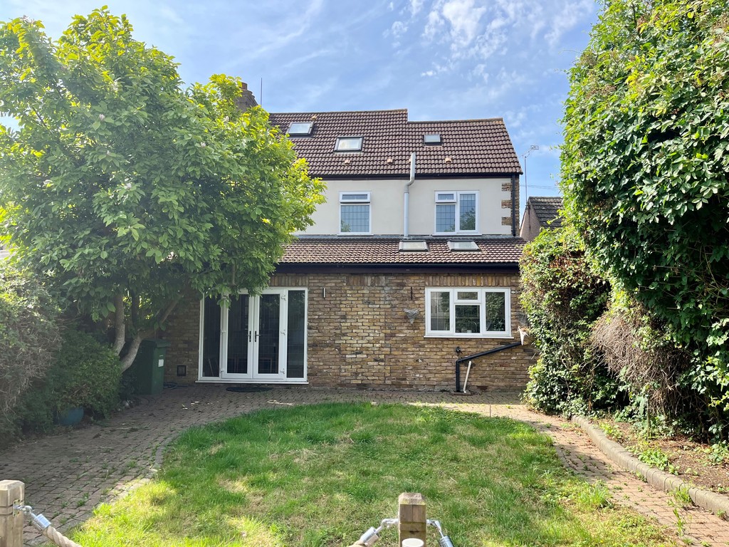 Birkbeck Road, Romford