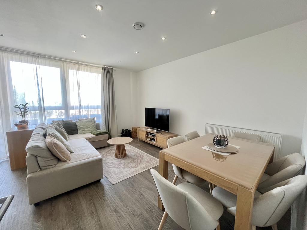 Rainham Road North, Dagenham
