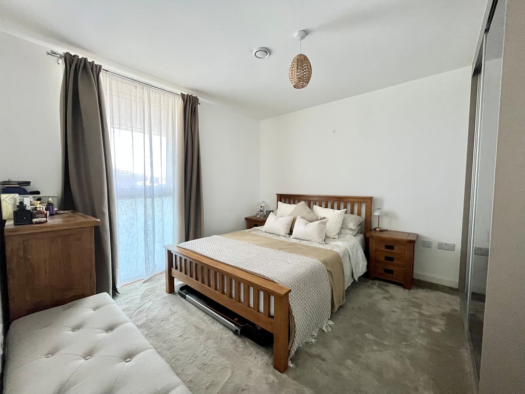 Rainham Road North, Dagenham