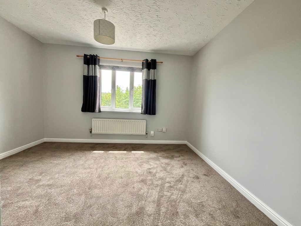 Fuchsia Close, Rush Green