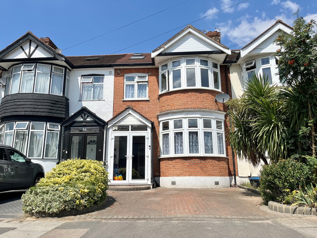 Norbury Gardens, Romford