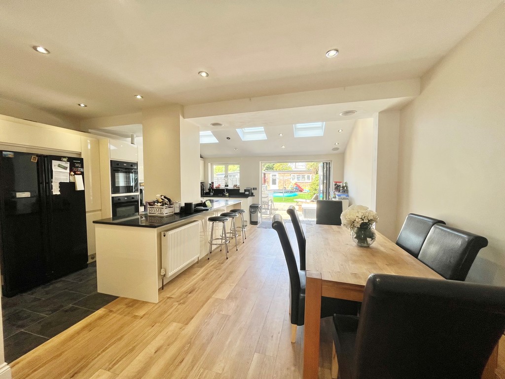 Norbury Gardens, Romford