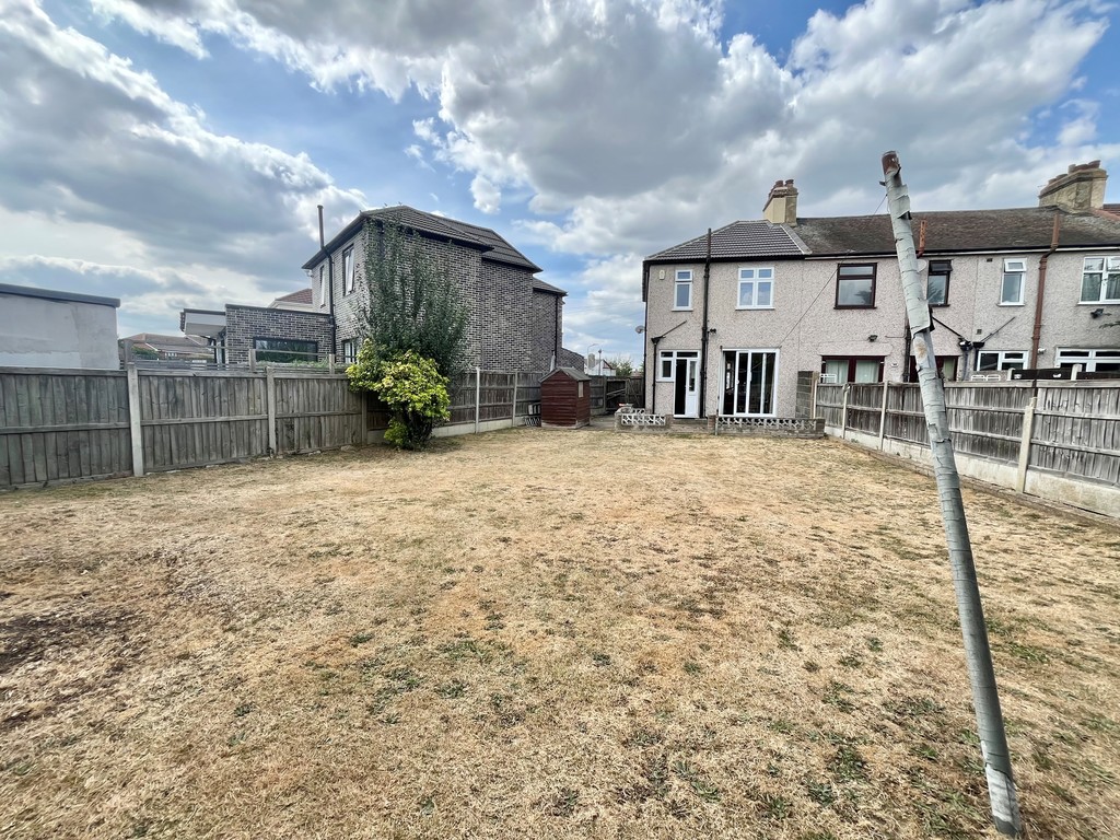 Cherry Tree Close, Rainham