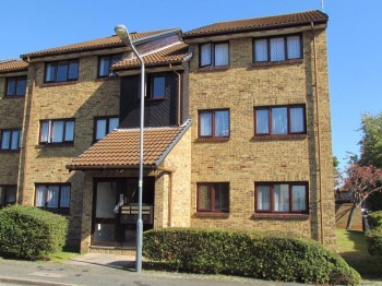 DAGENHAM, Essex