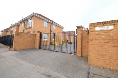 View full details for Lodge Lane, 102 Lodge Lane