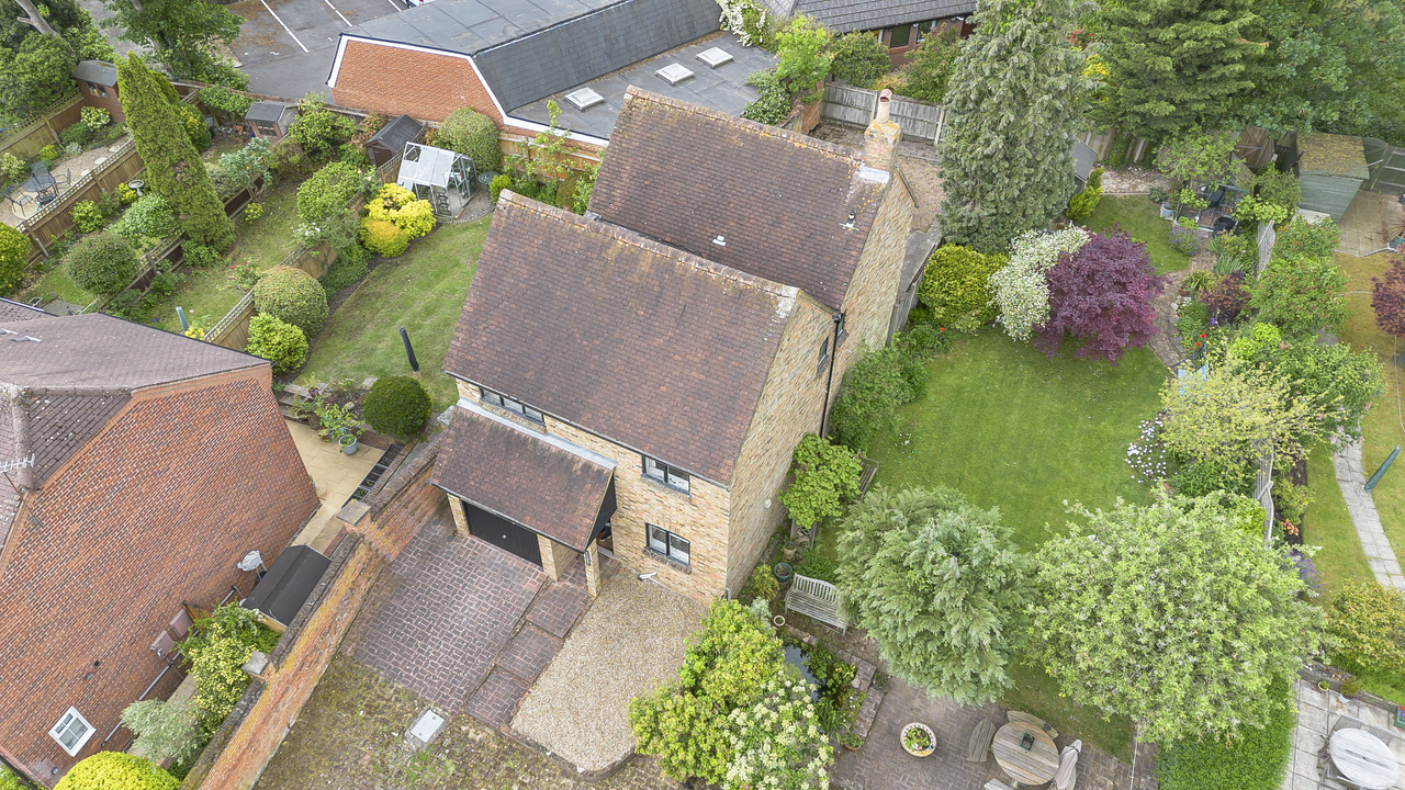 Waxwell Lane, Harrow