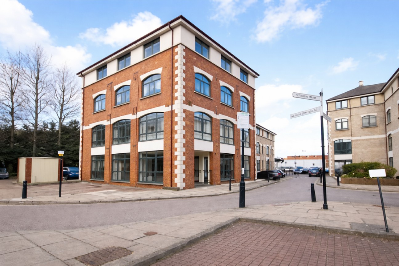 Kensington House, Corner Hall, Hemel Hempstead, Hertfordshire