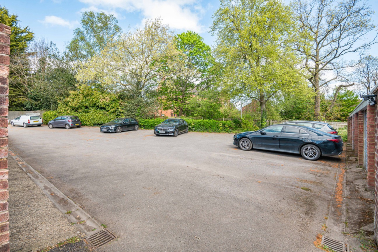 Cranmore Court, Avenue Road, St. Albans, Hertfordshire