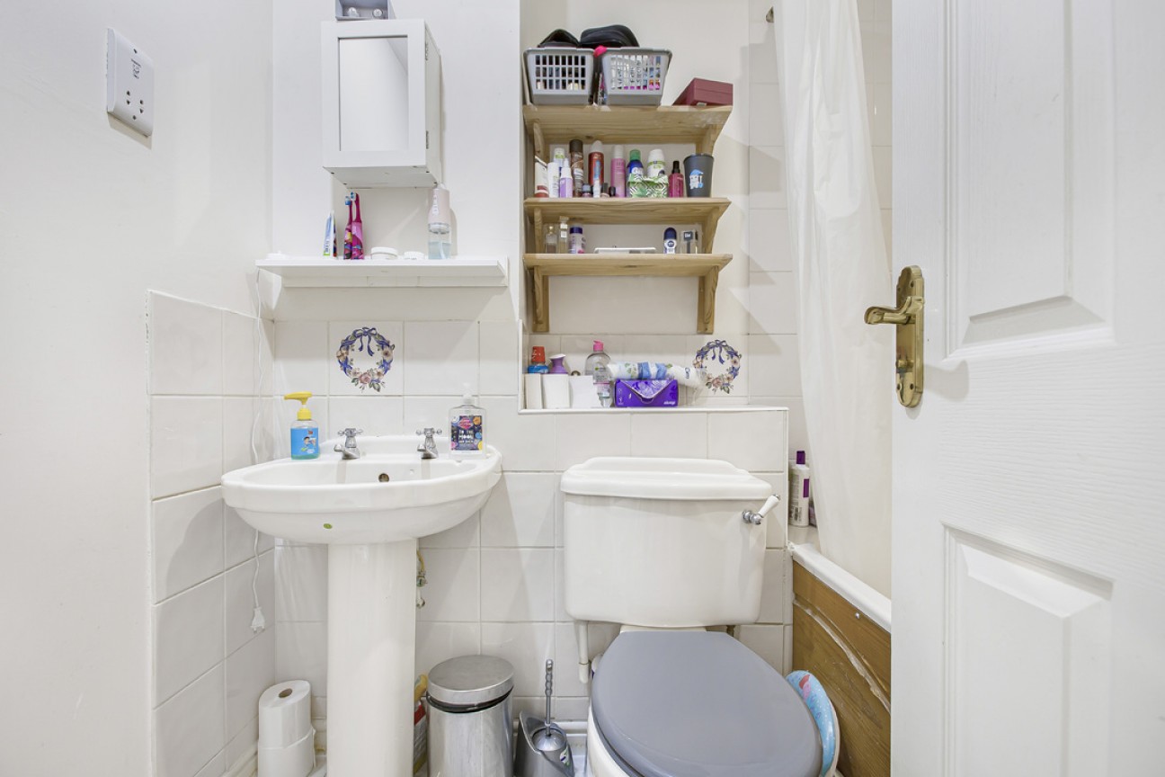 Pettys Close, Cheshunt, Waltham Cross, Hertfordshire