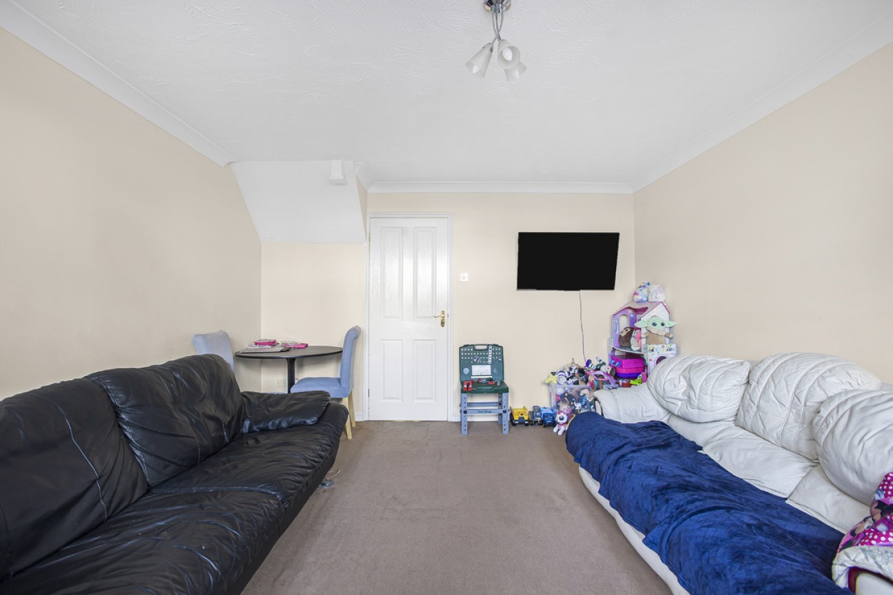 Pettys Close, Cheshunt, Waltham Cross, Hertfordshire