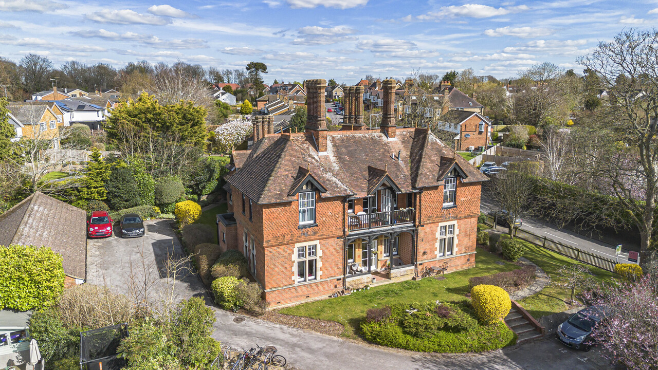 Akrill House, Hollybush Lane, Harpenden, Hertfordshire