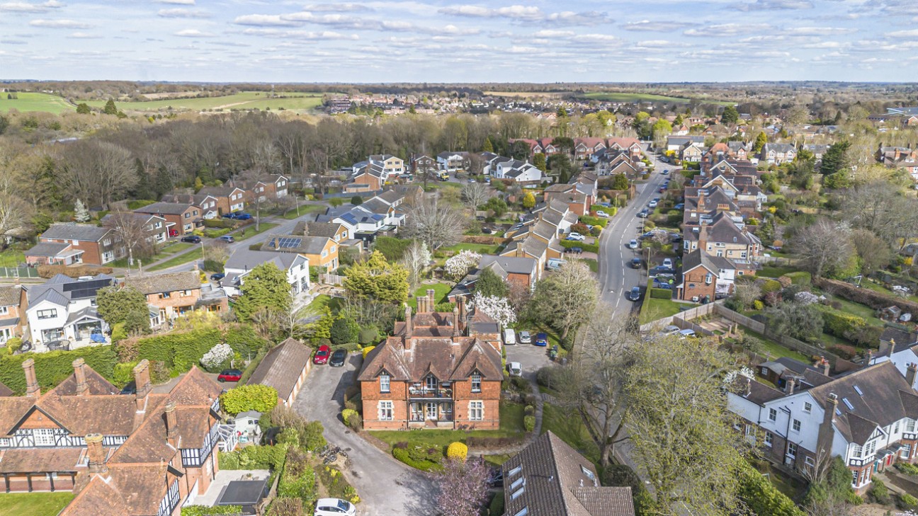 Akrill House, Hollybush Lane, Harpenden, Hertfordshire
