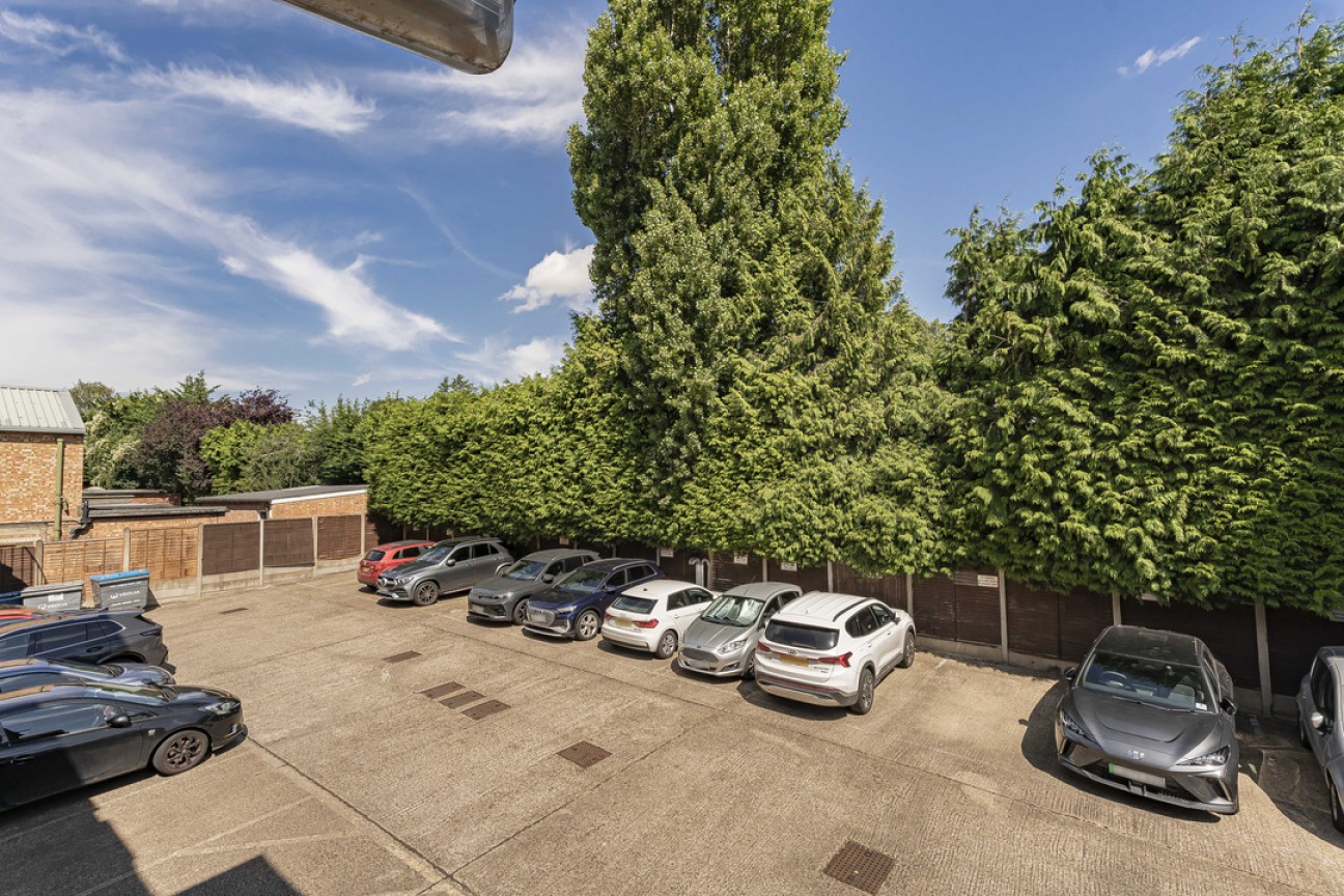 Garland Court, Victoria Street, St. Albans, Hertfordshire