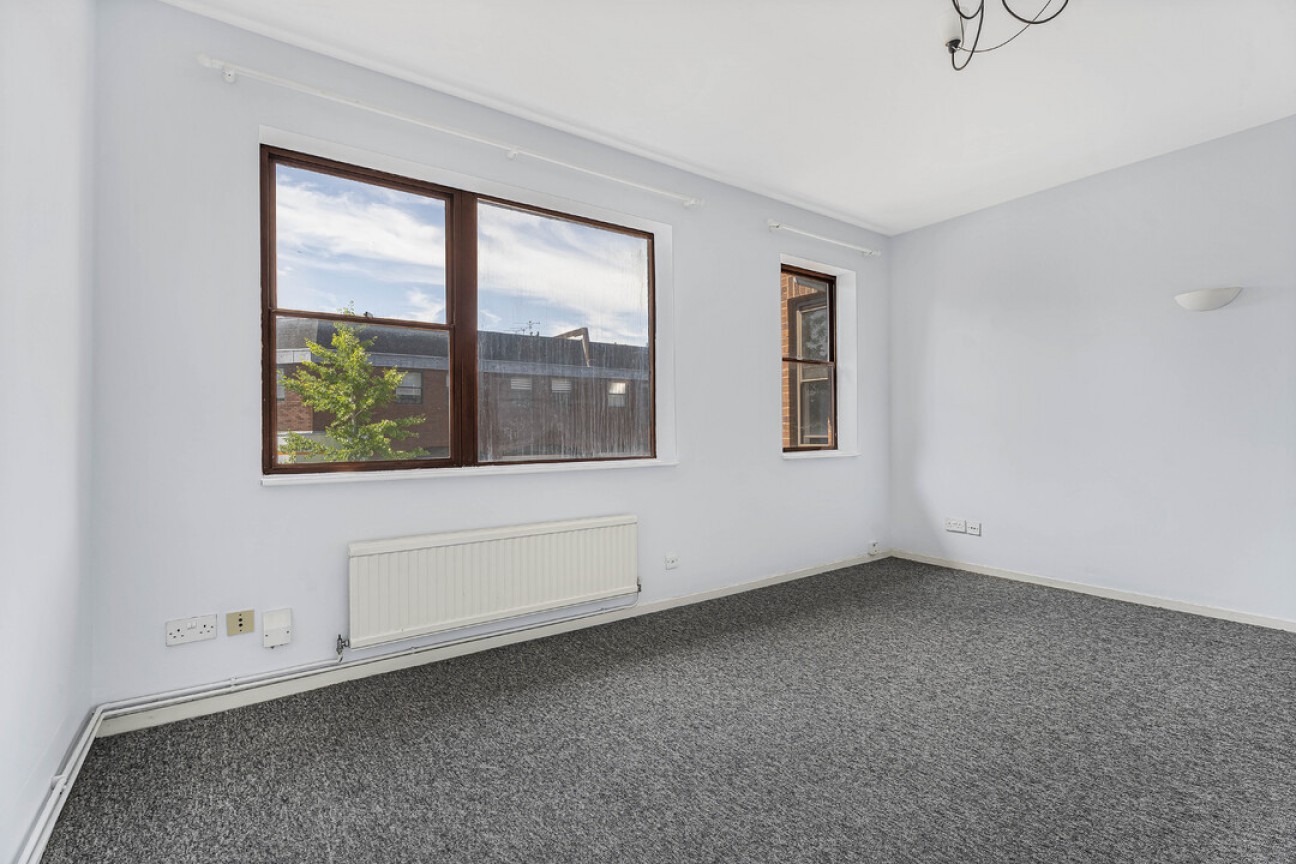 Garland Court, Victoria Street, St. Albans, Hertfordshire