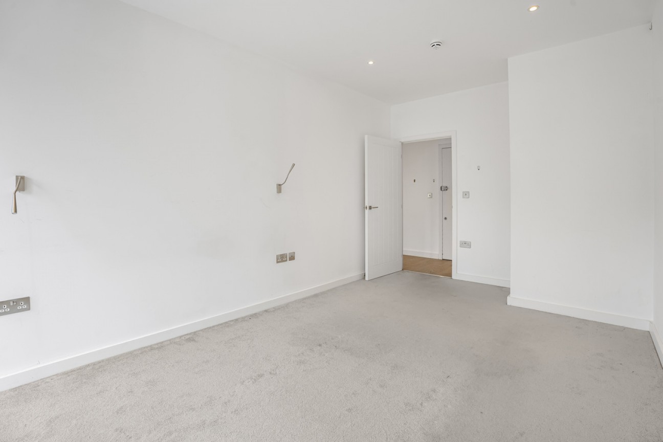 Flat 30, Ziggurat House, 25 Grosvenor Road, St. Albans, Hertfordshire