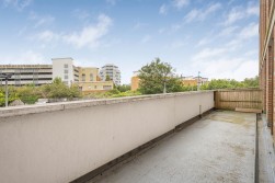Flat 30, Ziggurat House, 25 Grosvenor Road, St. Albans, Hertfordshire