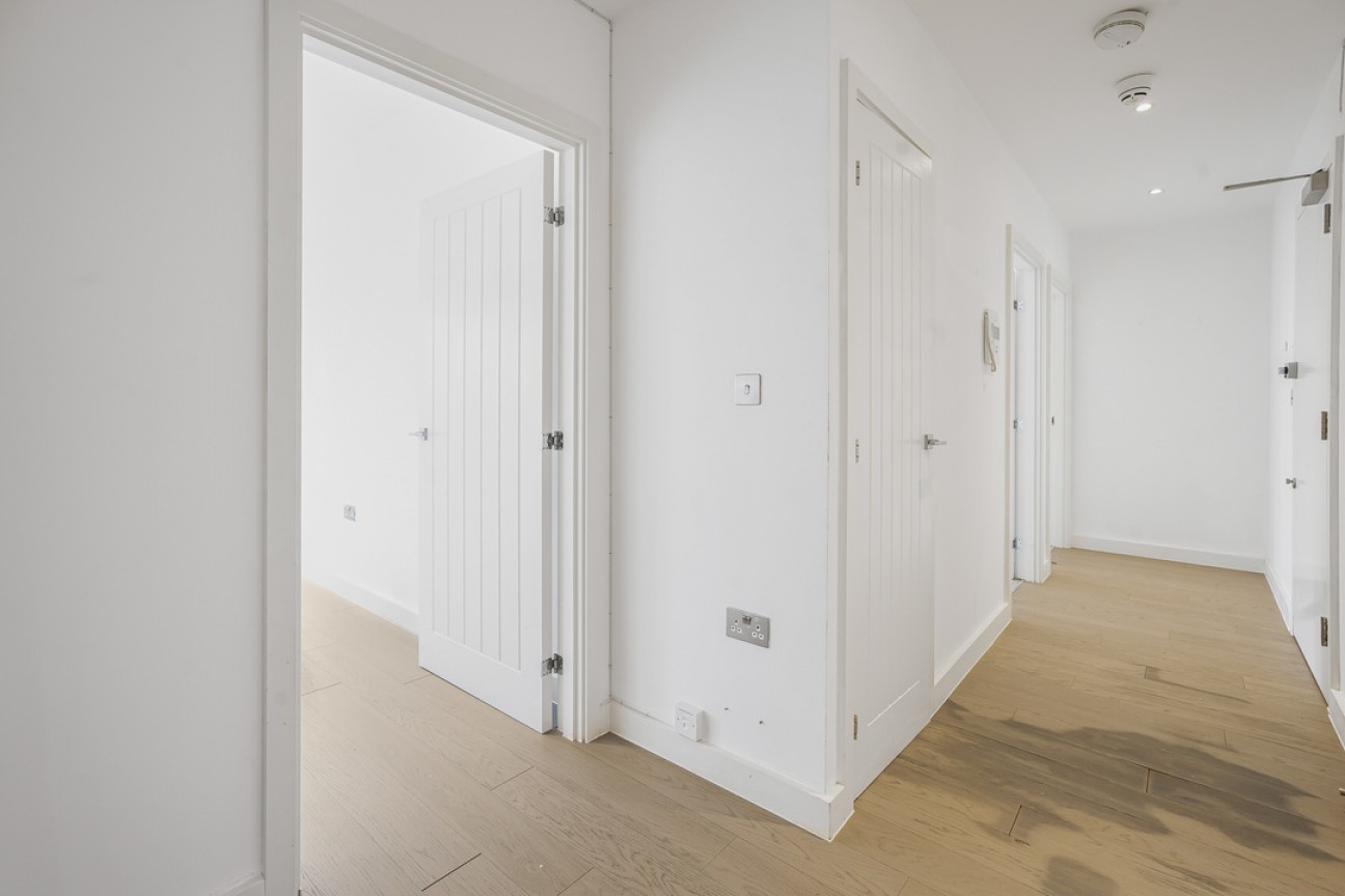 Flat 30, Ziggurat House, 25 Grosvenor Road, St. Albans, Hertfordshire