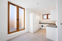 Flat 12, Ziggurat House, 25 Grosvenor Road, St. Albans, Hertfordshire