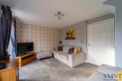 Smedley Close, NG8 5BZ