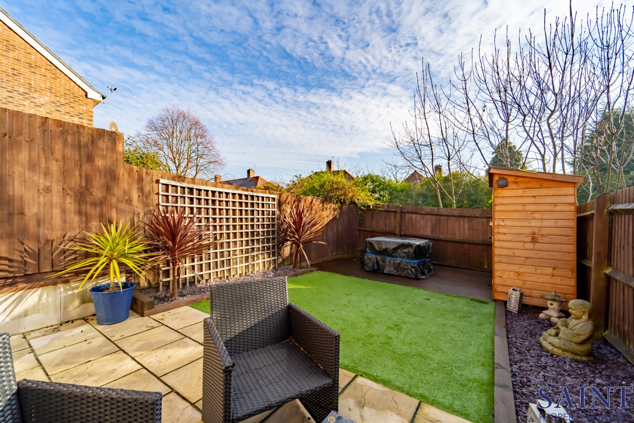 Smedley Close, NG8 5BZ