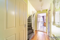 Smedley Close, NG8 5BZ