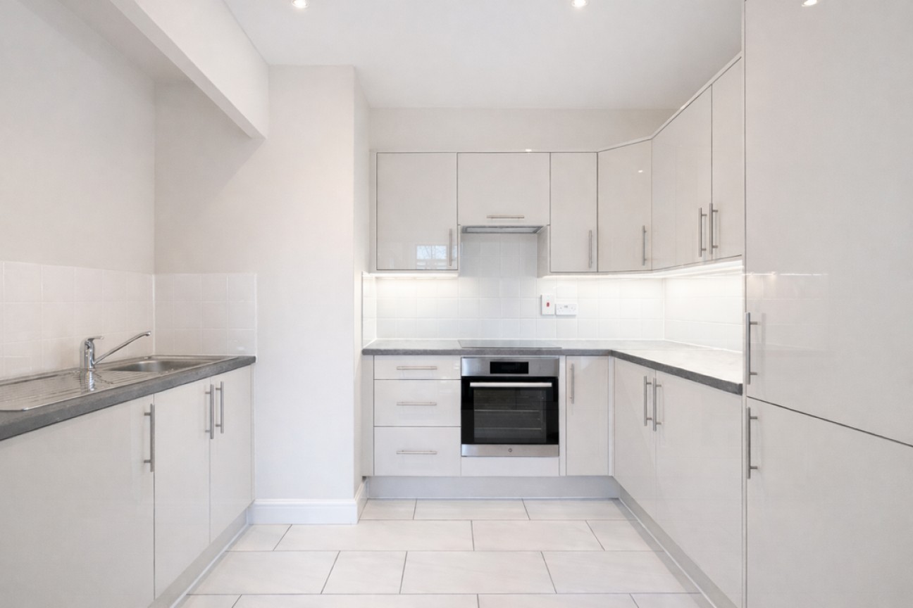 LG02 The Beaux Arts Building, 10-18 Manor Gardens, London