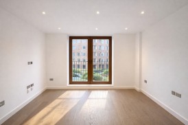 Flat 8, Ziggurat House, 25 Grosvenor Road, St. Albans, Hertfordshire