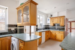 Napsbury Lane, St Albans, AL1 1DU