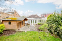 Napsbury Lane, St Albans, AL1 1DU