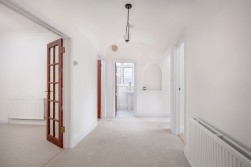 Napsbury Lane, St Albans, AL1 1DU