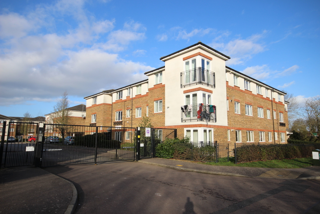 Longueville Lodge, Akerlea Close, Netherfield, Milton Keynes, Buckinghamshire