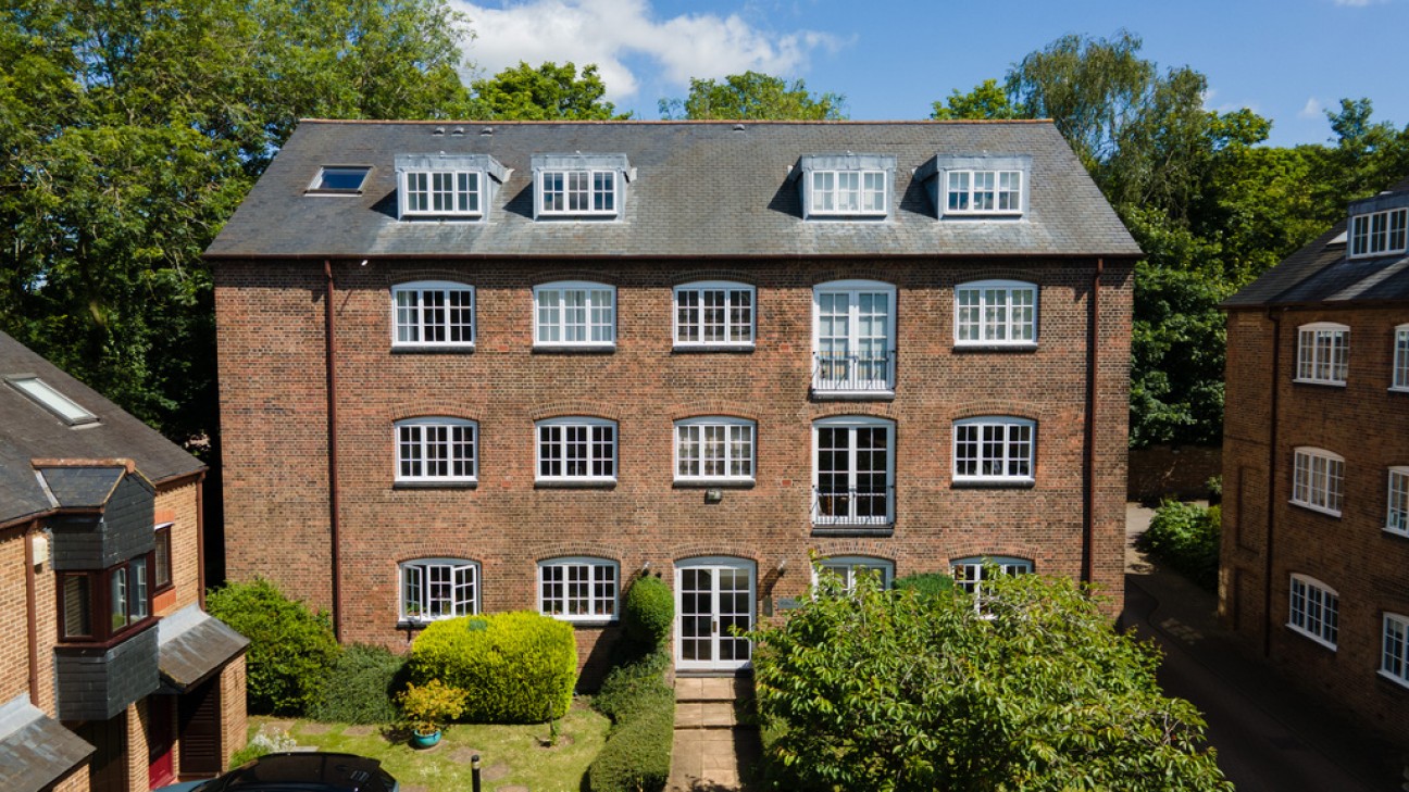 York House, Abbey Mill Lane, St Albans, AL3 4HG
