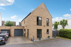 George Yeomans Close, Cheshunt, EN8 9FQ